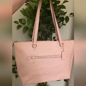 Coach Pink Gallery Tote with Rose Bouquet Interior